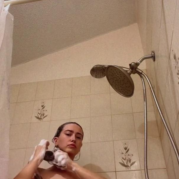 Cecilia Rose Nude Shower PPV Video Leaked