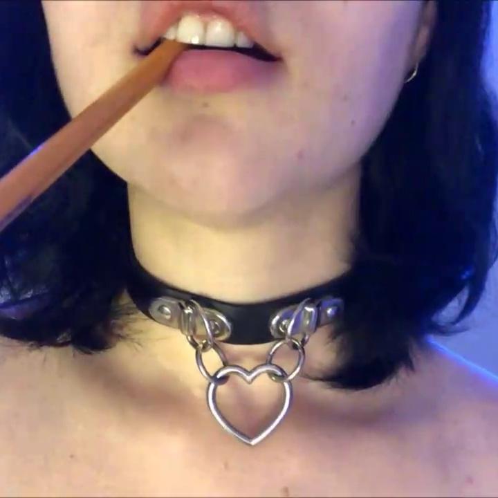 Mercy ASMR Pen Noms Video