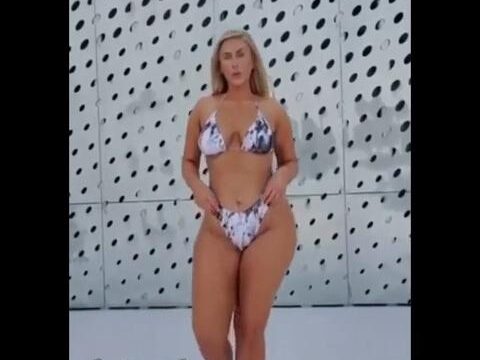 Sophiesselfies Nude Onlyfans Sophiethebodyvip Video!