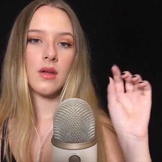 Diddly ASMR Plucking and Pulling Hand Movements Premium Video