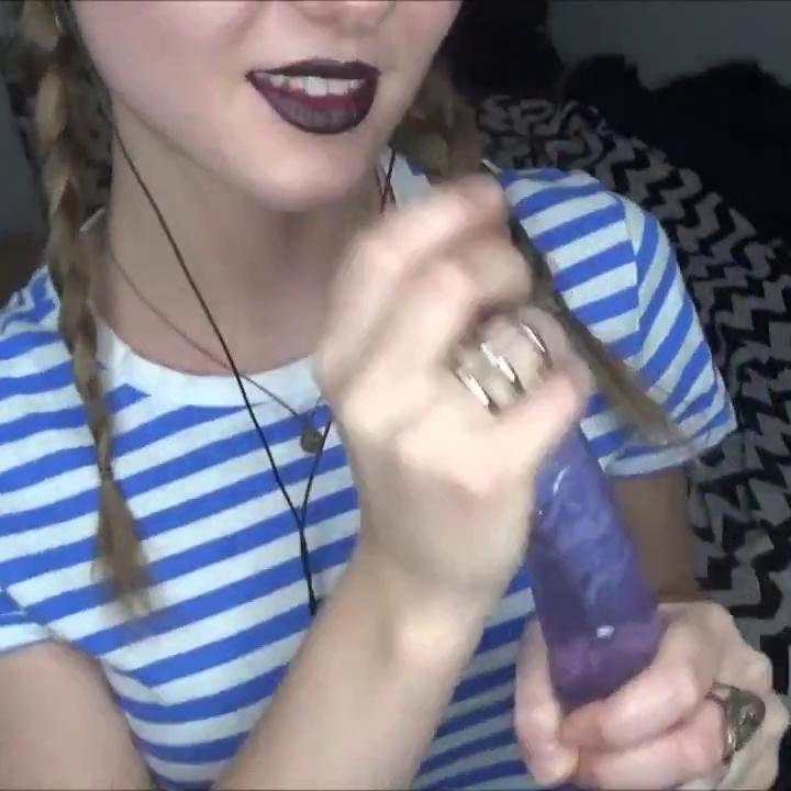 Peas And Pies Black Lipstick Handjob ASMR Video