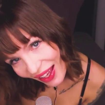 ASMR Amy Dildo Blowjob Video