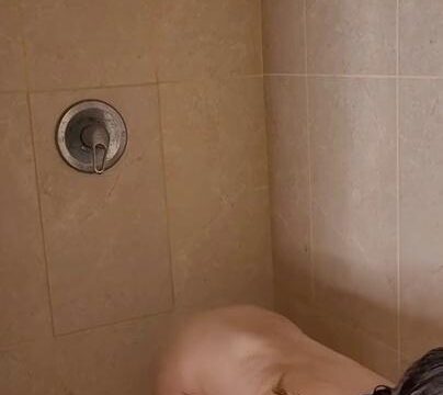 ChloeWildd Full Nude Shower Video Leaked
