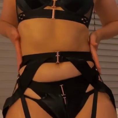 Elle Twerk Nude Twerking Porn Video Leaked