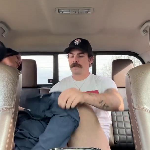Irisxjase Car Sex With Fleshmechanic Onlyfans Video Leaked